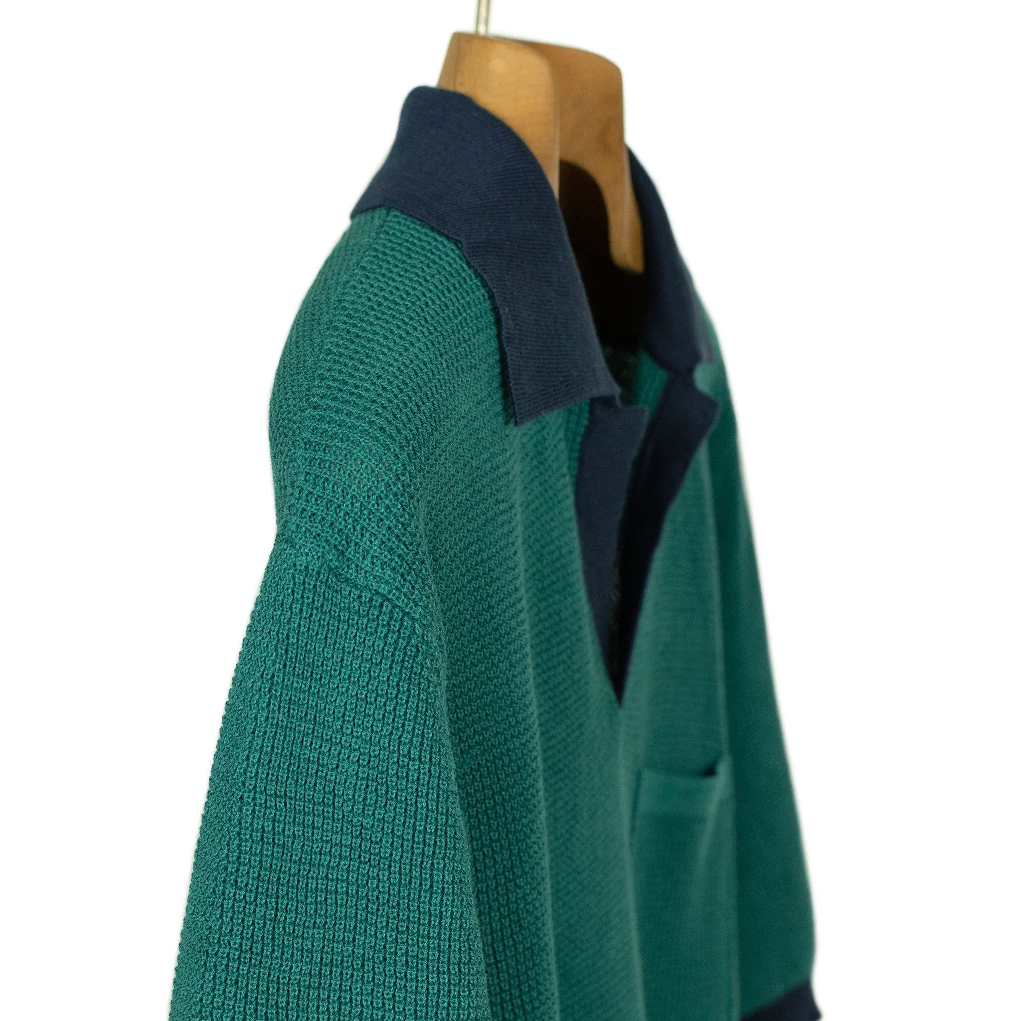 AAvio short sleeve waffle knit polo shirt in green cotton with navy edges