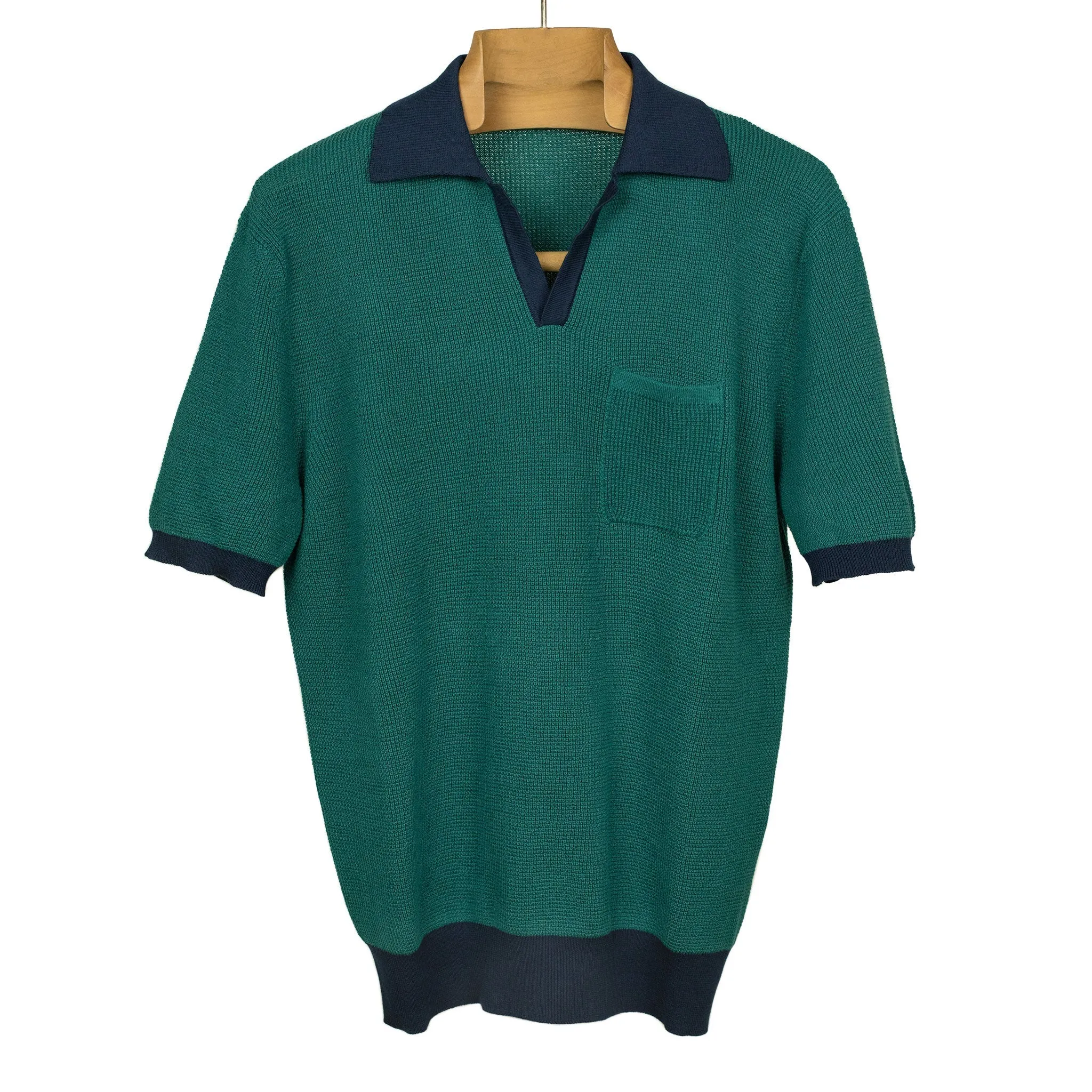 AAvio short sleeve waffle knit polo shirt in green cotton with navy edges