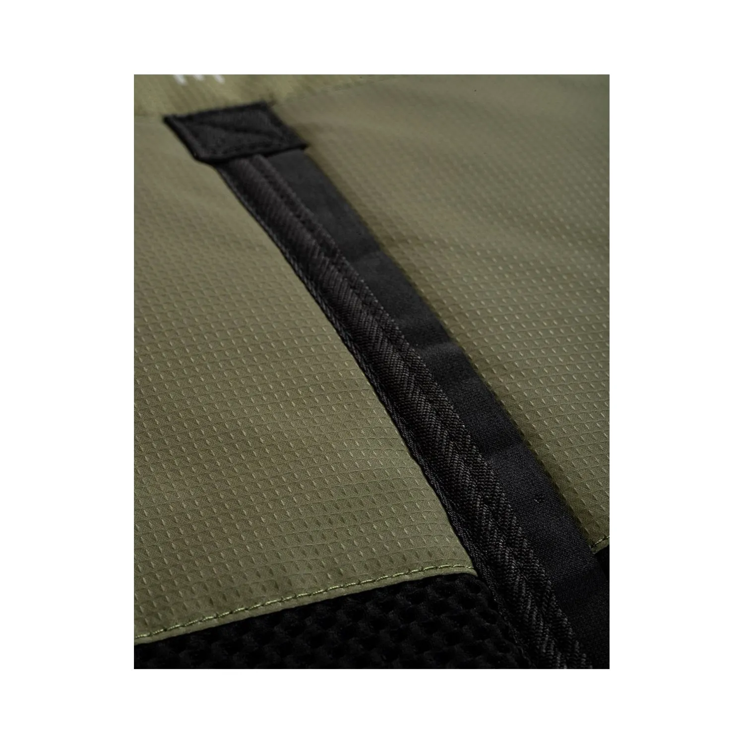 Creatures Fish Double Military Black