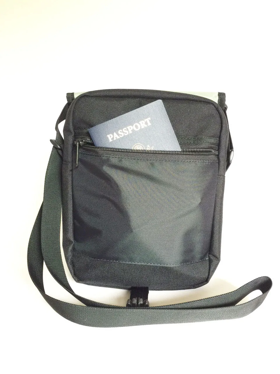 Day Purse in Calypso