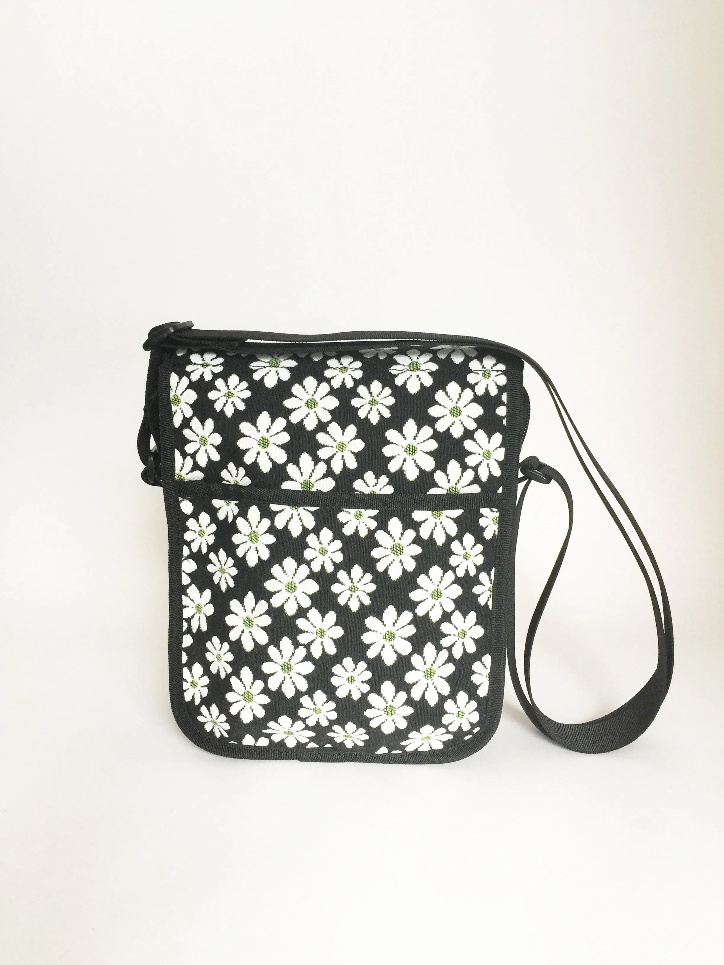 Day Purse in Marguerite