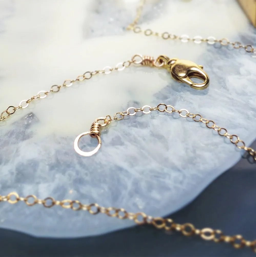 Elegant Drawn Cable Chain