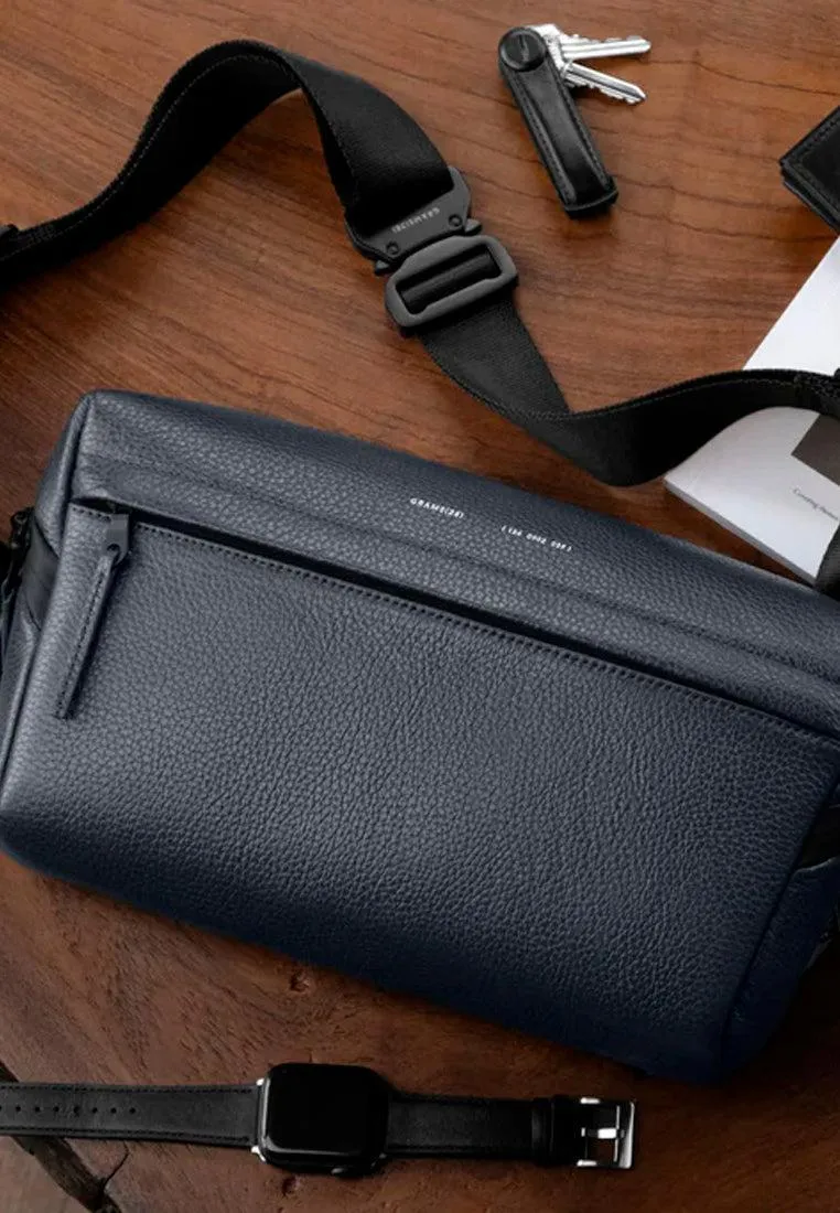 Grams28 156 City Sling