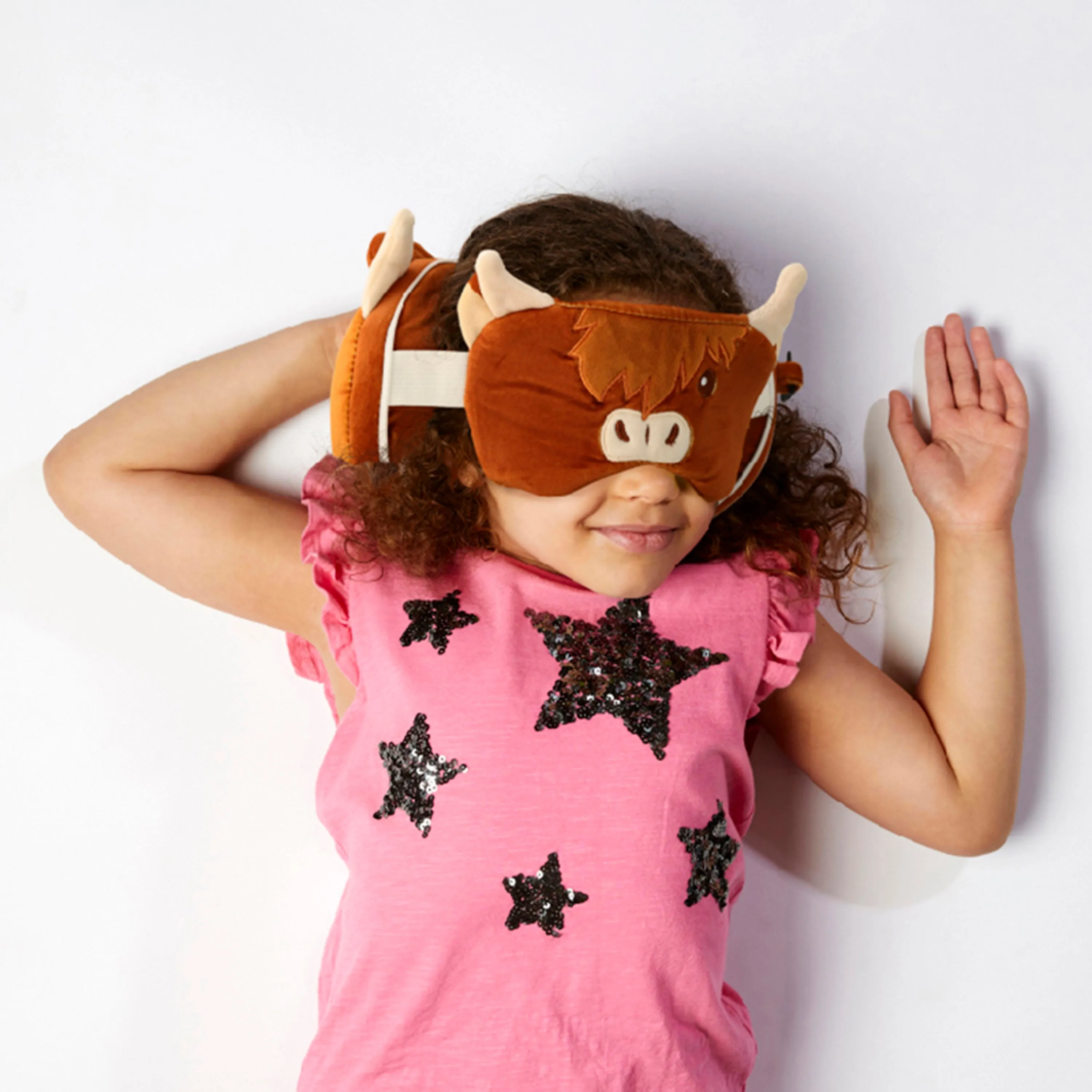 Highland Coo Cow Relaxeazzz Plush Round Travel Pillow & Eye Mask Set