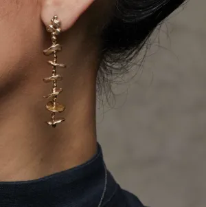 Hoya Bronze Statement Earring