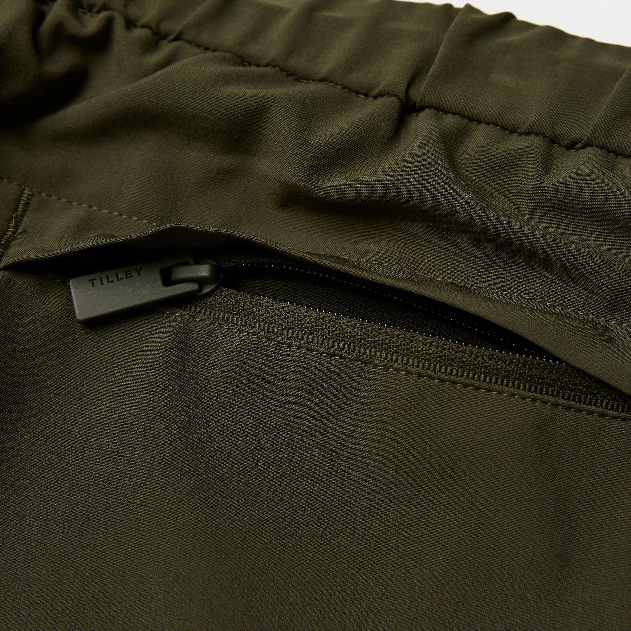 Mid-rise Wide Leg Cargo