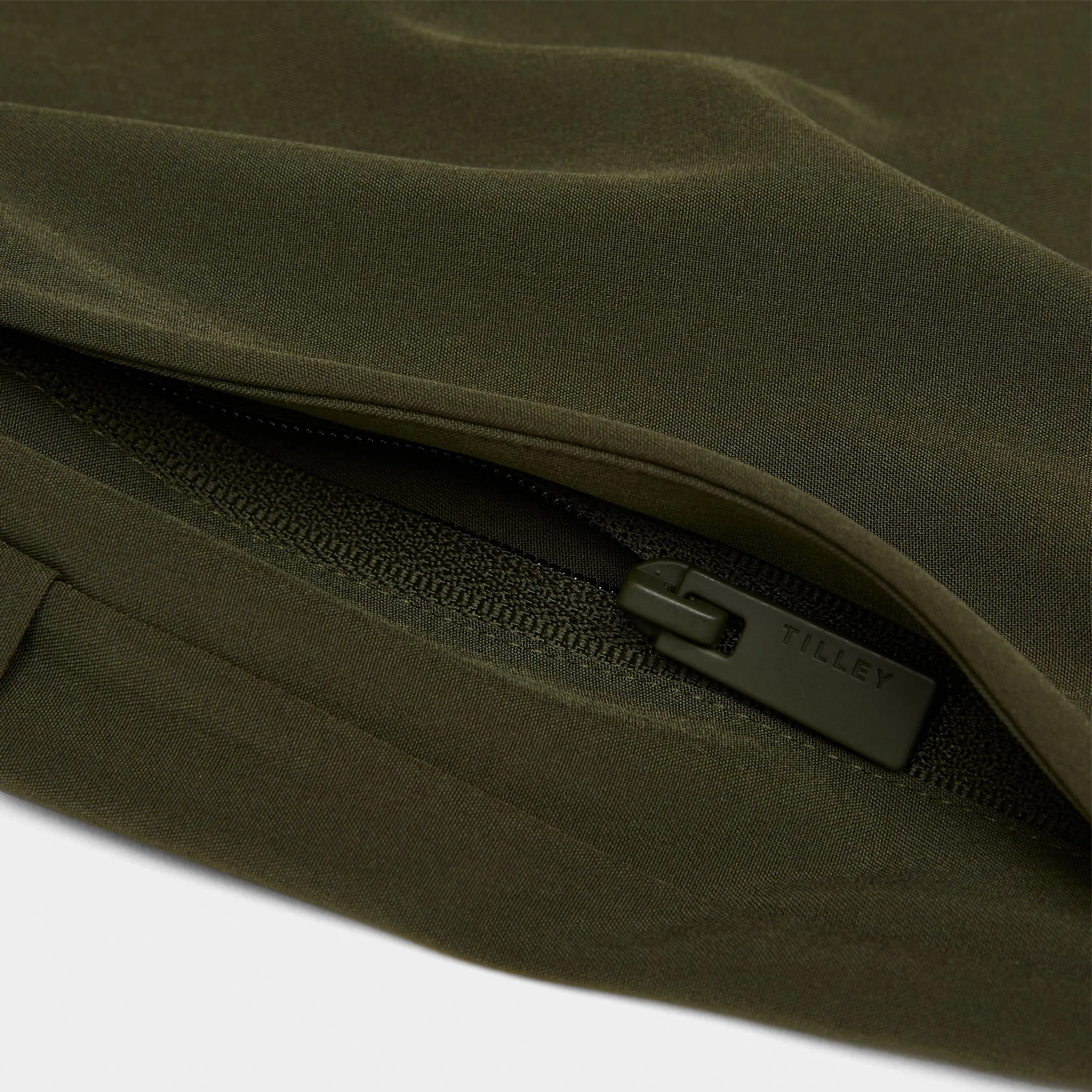 Mid-rise Wide Leg Cargo