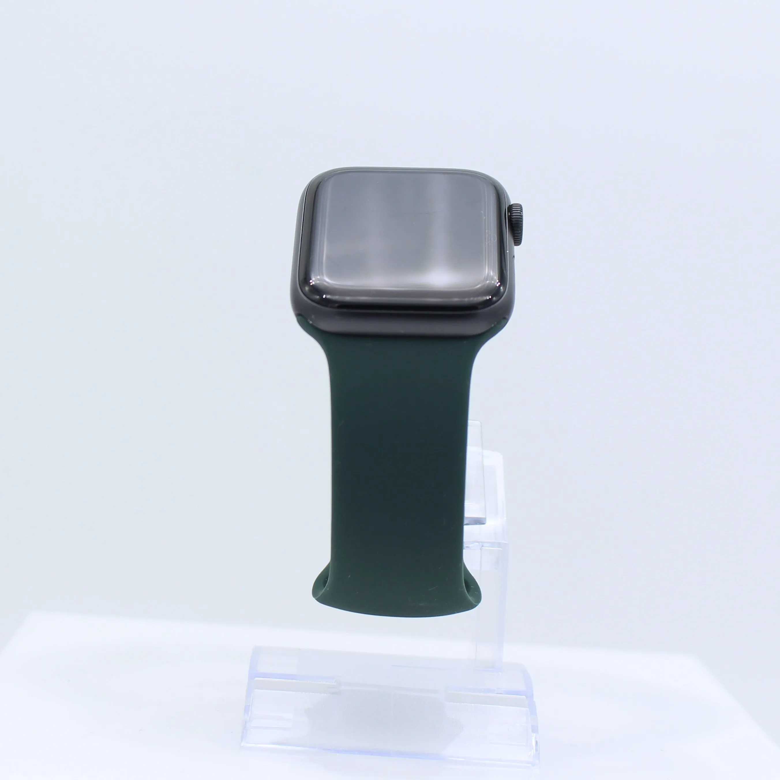 Mirrored F Engraved Band