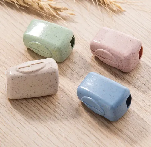 NEW 4Pcs Portable Tooth Brush Cover Toothbrush Cap Travel Hiking Camping Brush Cap Toothbrush Head Holder Box Bathroom Accessories