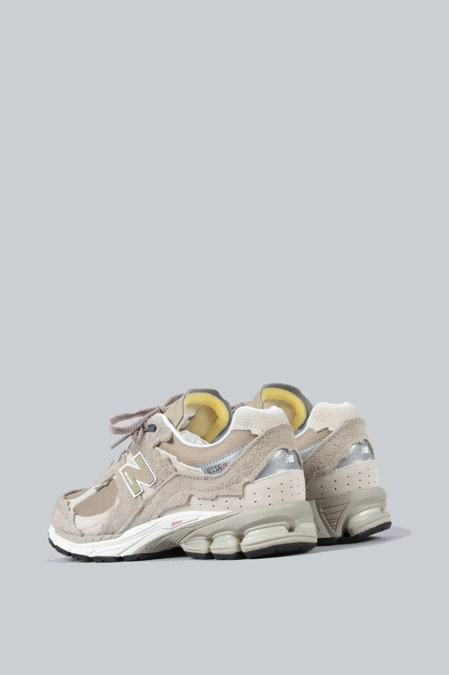 NEW BALANCE 2002 REFINED FUTURE DRIFTWOOD