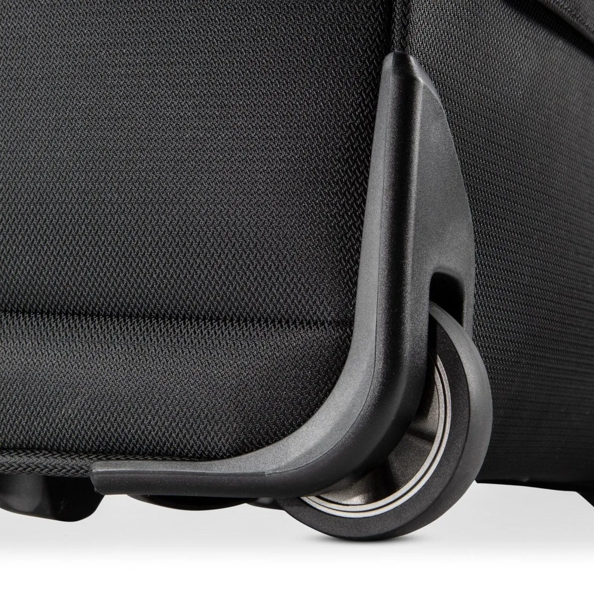 Ricardo Beverly Hills Avalon 16" Underseater Carry-on