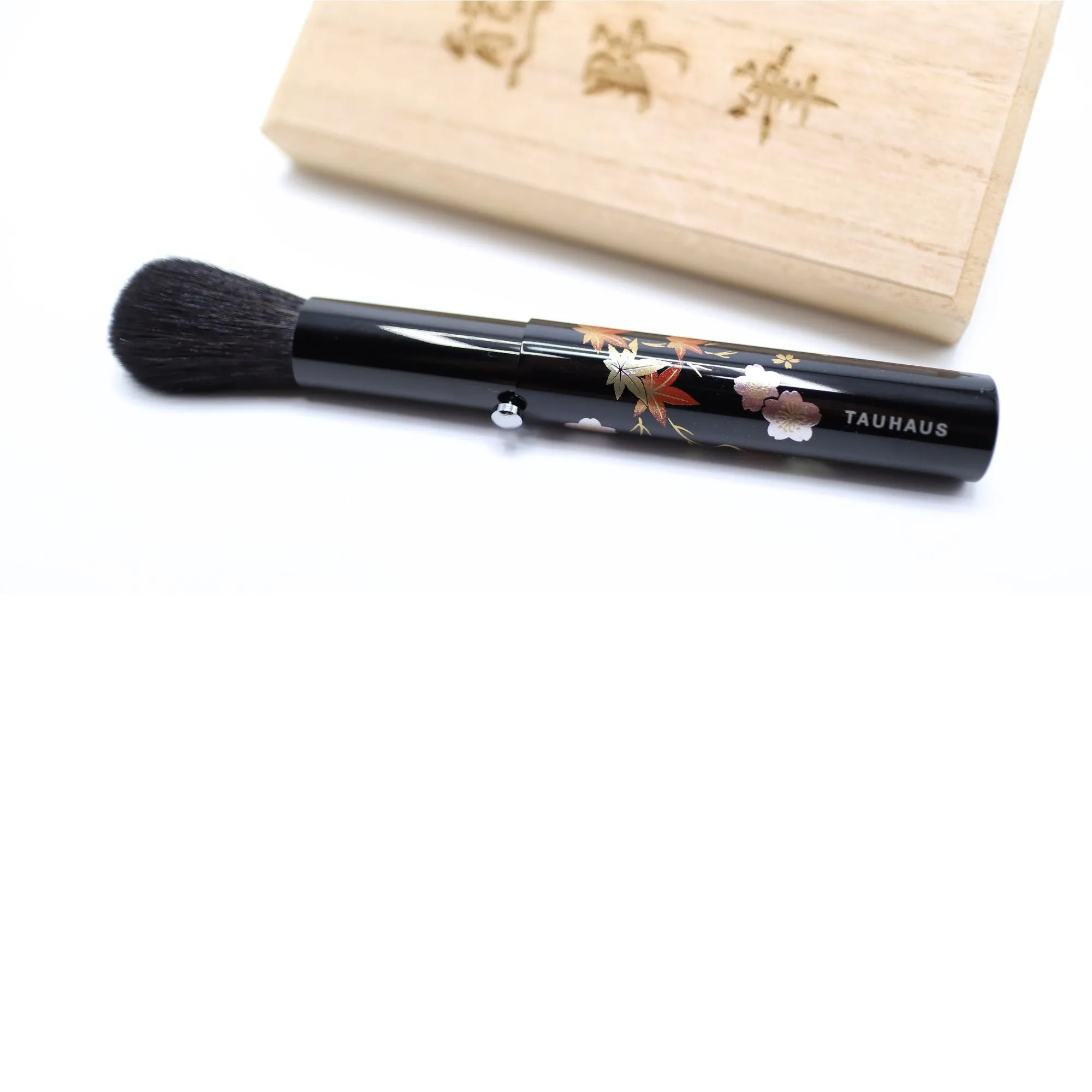 Tauhaus Sakura/Autumn Leaf O-21 Portable Brush, Makie Series