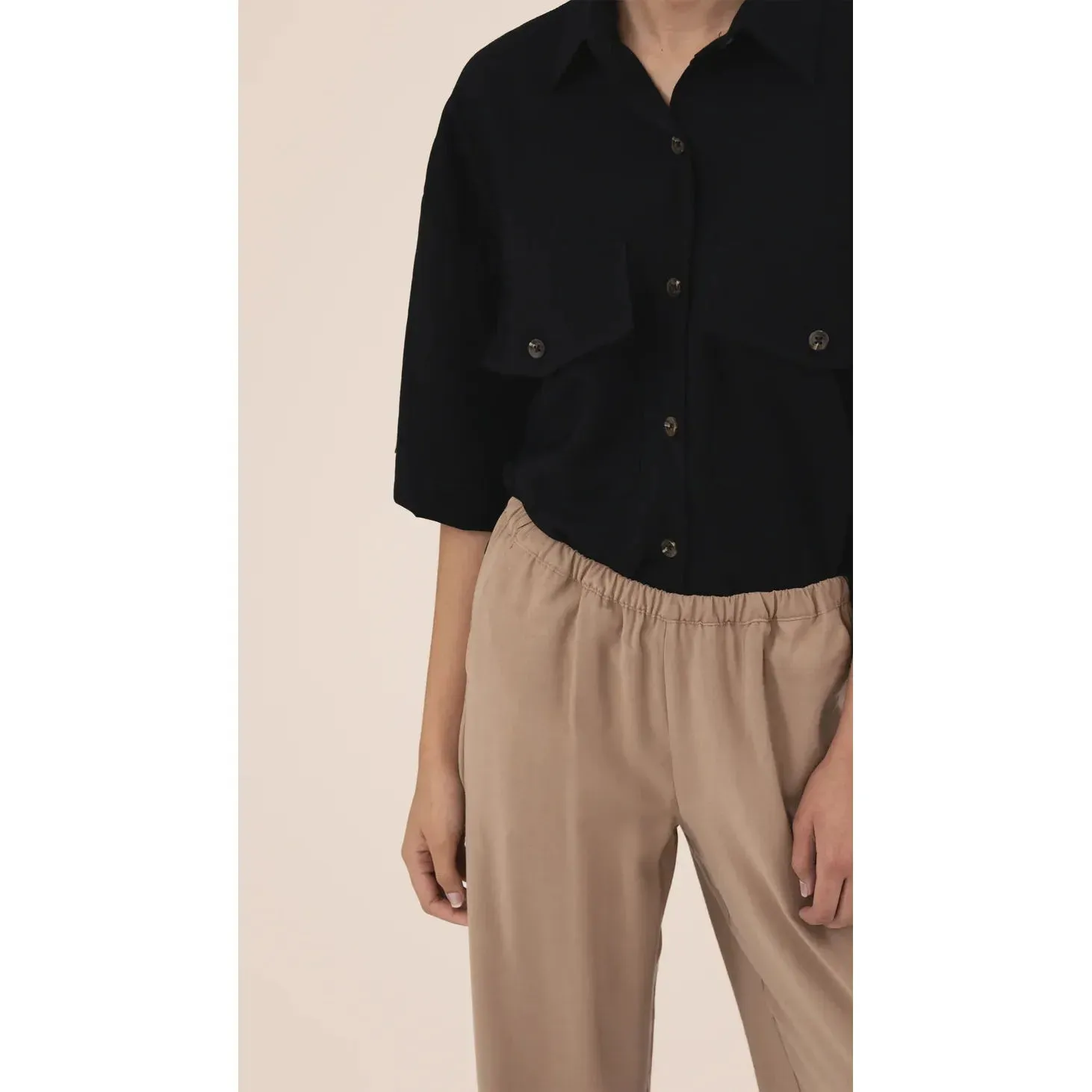 TRAVEL PANT