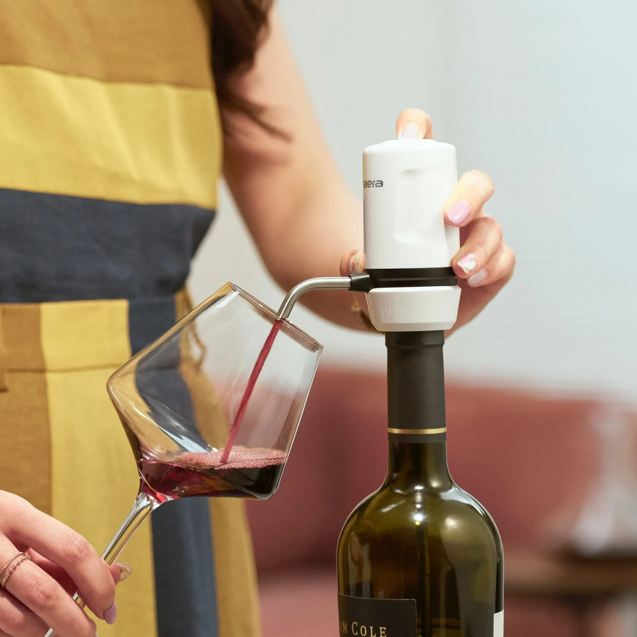 Vinaera Travel - Compact & Portable Wine Aerator